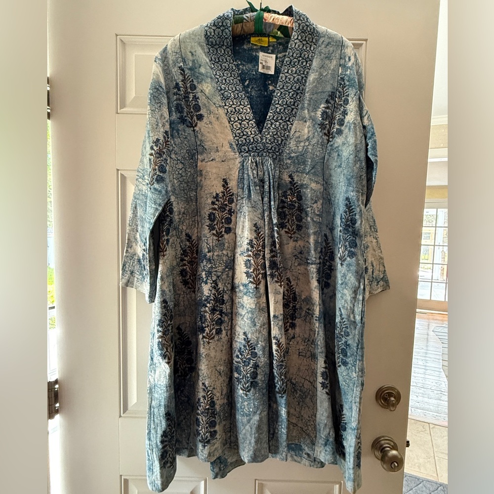 NWT Blue Floral Tunic Dress by Roller Rabbit for Gorsuch